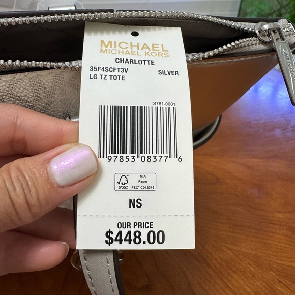 Michael Kors Silver and white Women's Bag - Picture 8 of 8